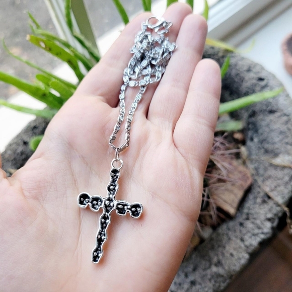 New Unisex Classic Skull Cross Dangle Drop Necklace - Picture 5 of 5